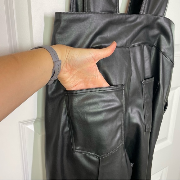 ZARA Faux Leather Jumpsuit Overalls Black Size Small NWT Sleeveless Deep V neck - Picture 5 of 11